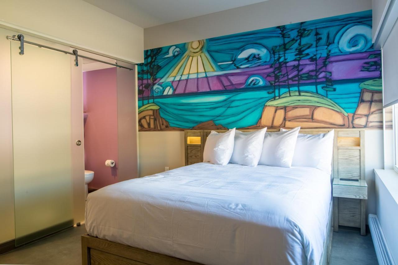 The Arts Hotel シャーロットタウン エクステリア 写真